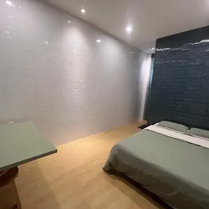 2* Hotel Meow & Cafe