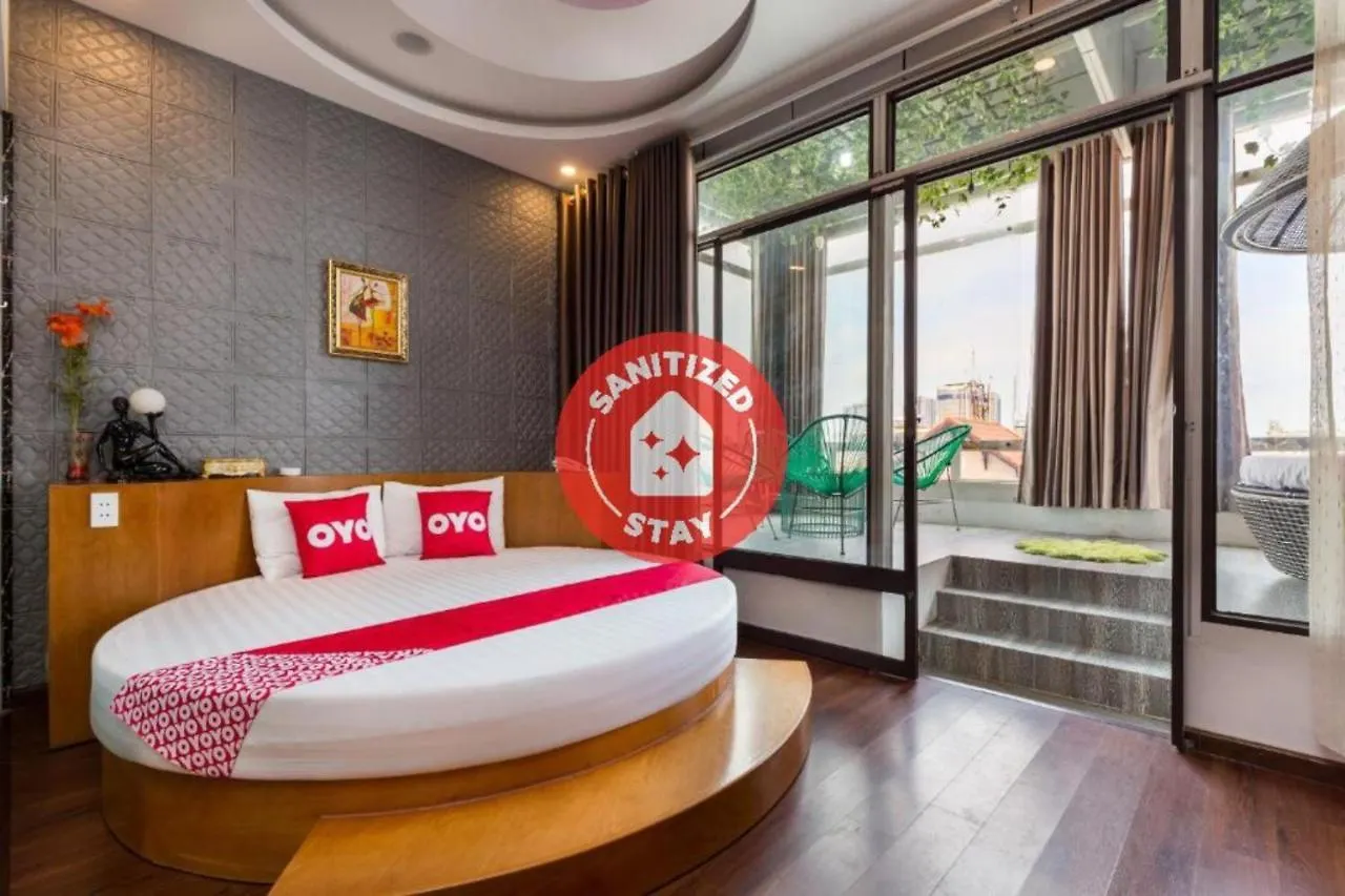 Oyo 1108 Iboss Hotel Ho Chi Minh City