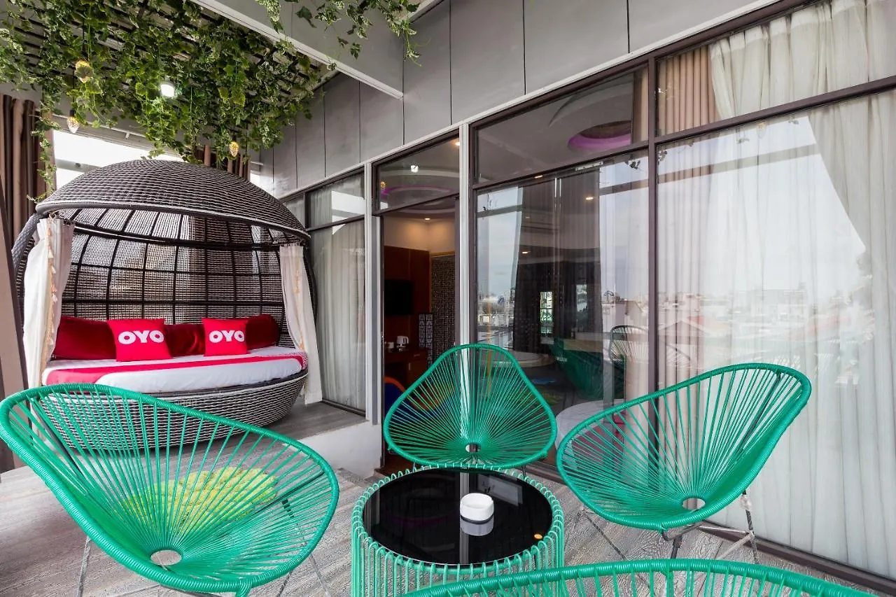 Oyo 1108 Iboss Hotel Ho Chi Minh City 2*,  Vietnam