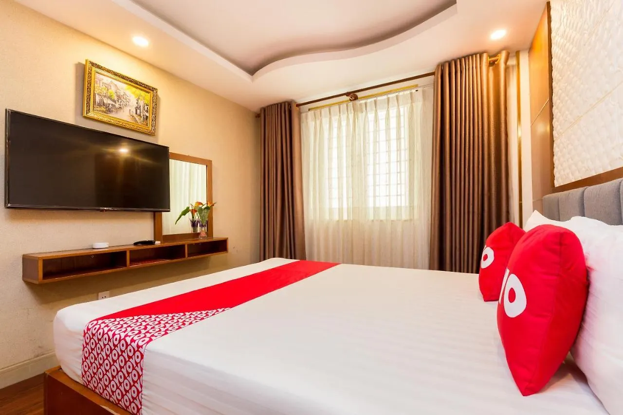 Oyo 1108 Iboss Hotel Ho Chi Minh City
