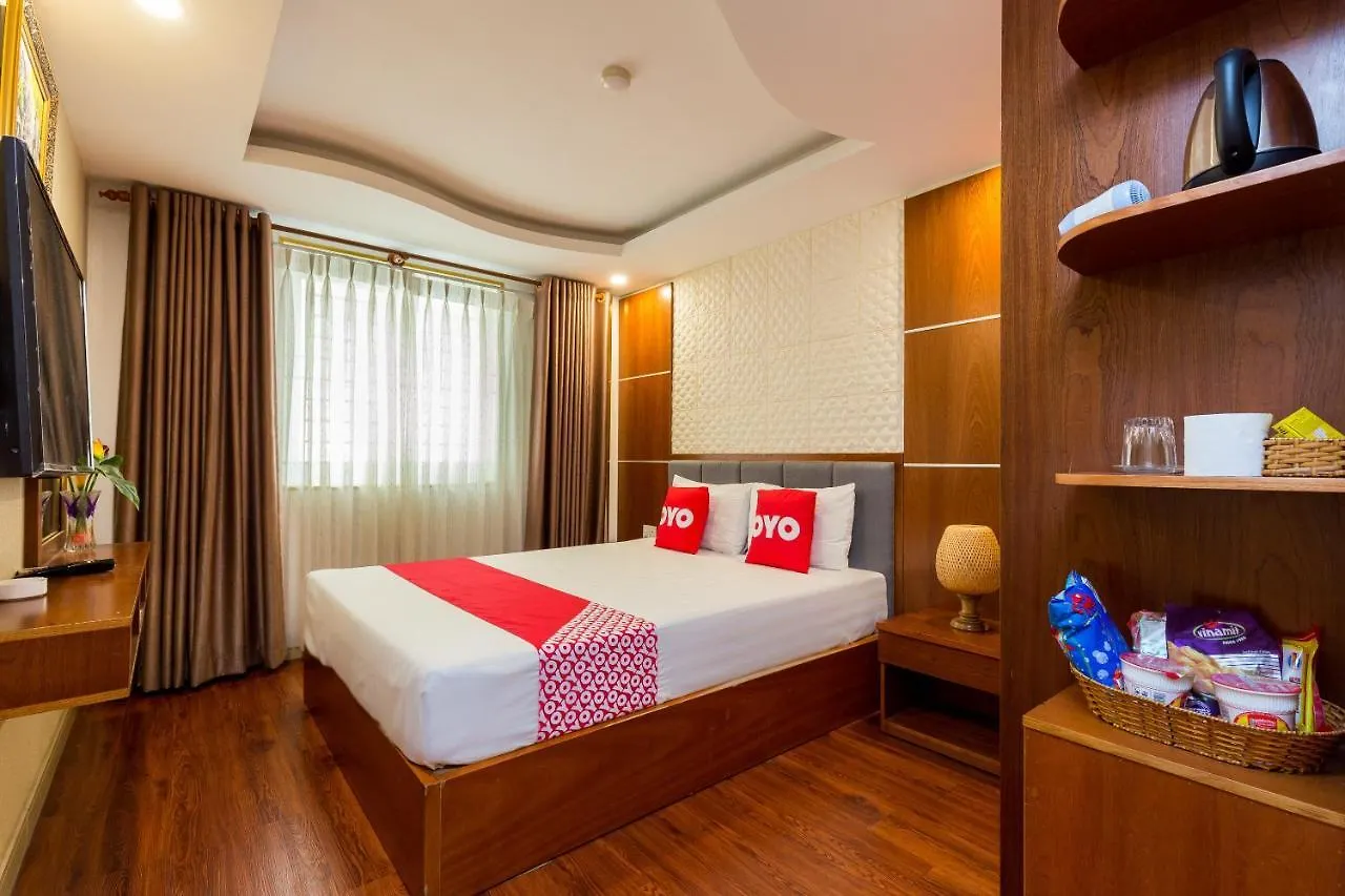 Oyo 1108 Iboss Hotel Ho Chi Minh City