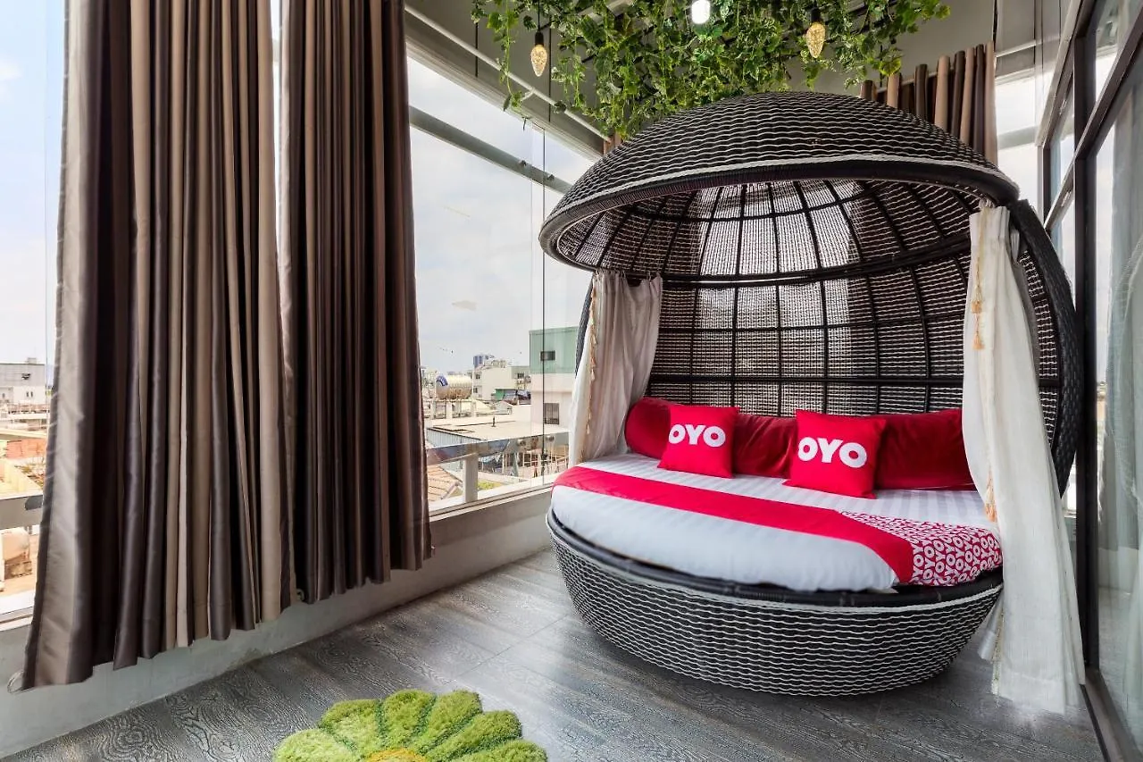Oyo 1108 Iboss Hotel Ho Chi Minh City