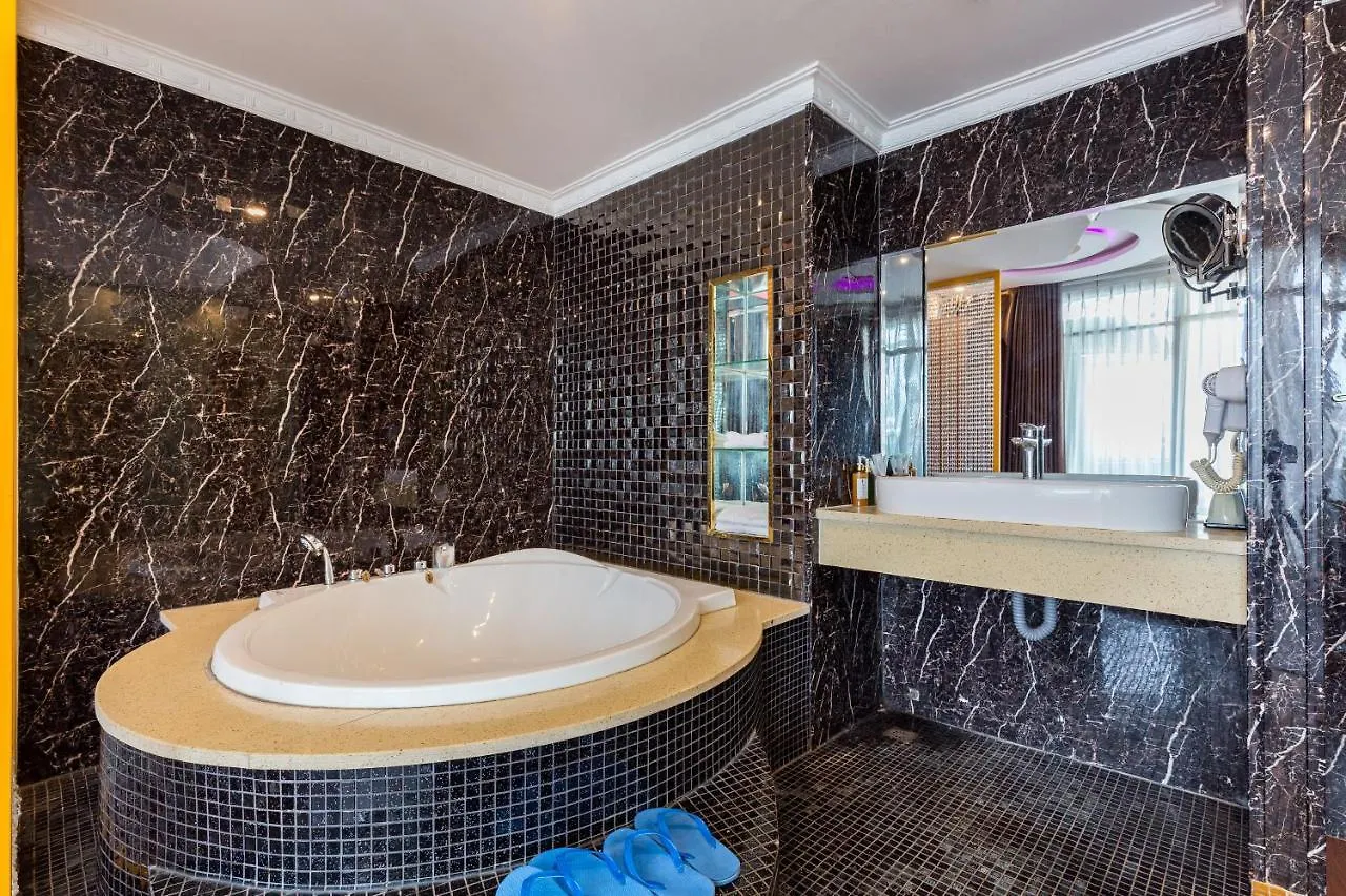 Oyo 1108 Iboss Hotel Ho Či Minovo Město