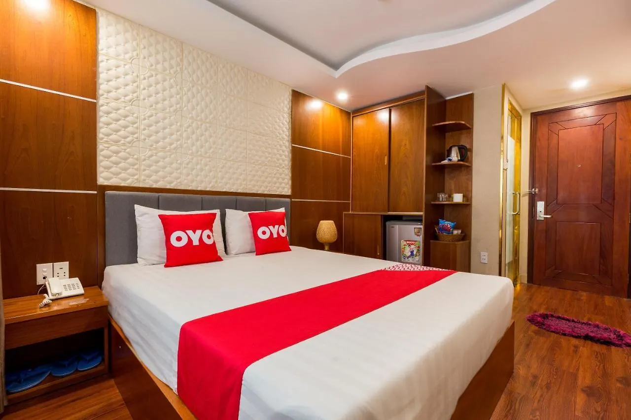 Oyo 1108 Iboss Hotel Ho Či Minovo Město