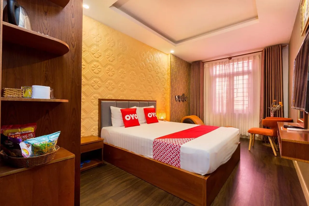 Oyo 1108 Iboss Hotel Ho Či Minovo Město